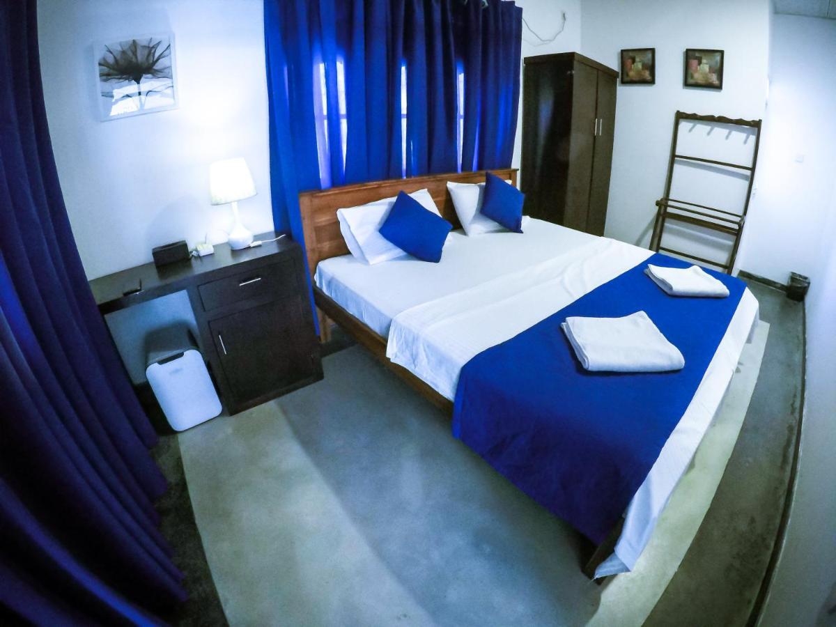 Mirissa Blue Whale Holiday Hotel Exterior foto