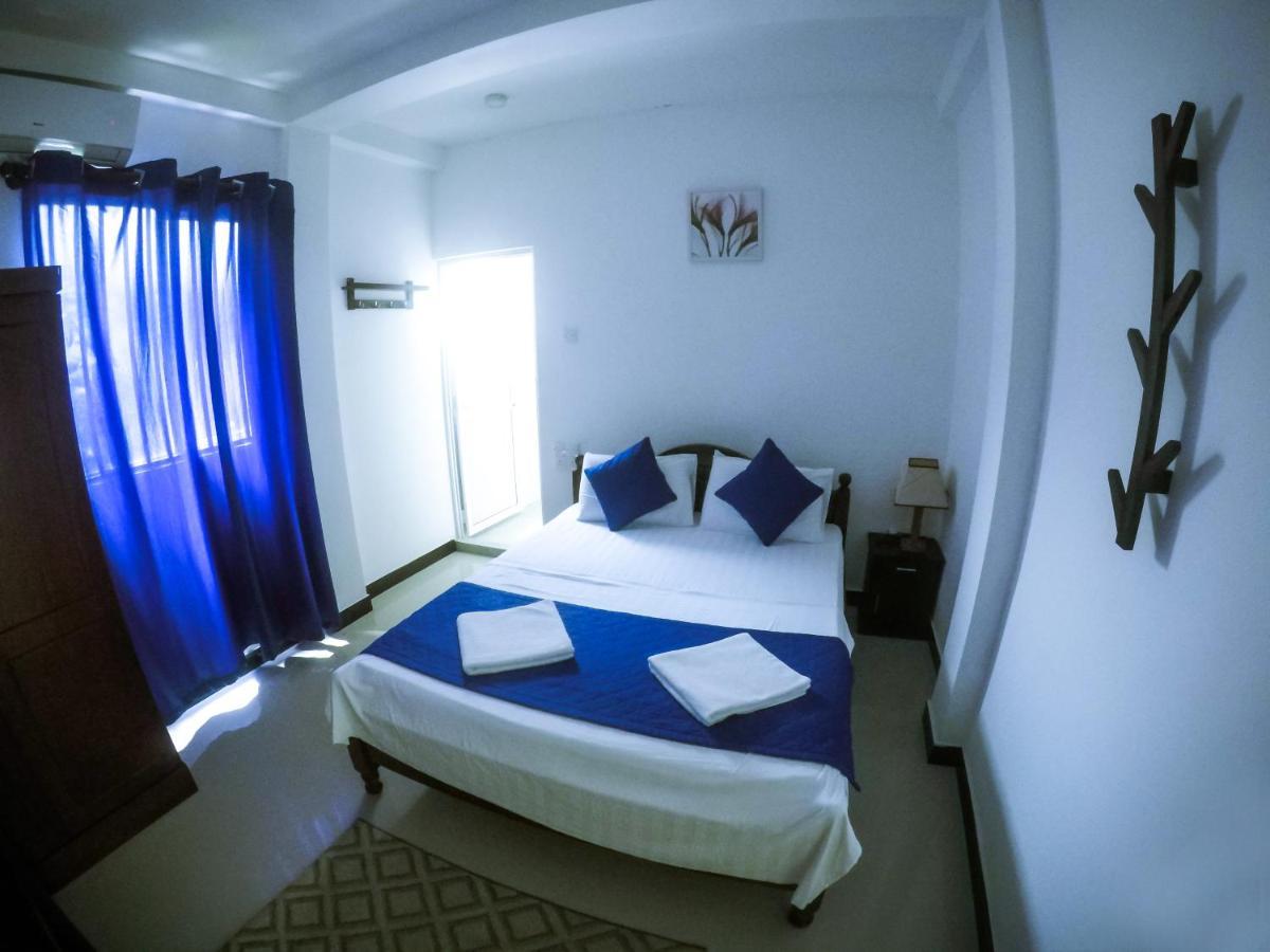 Mirissa Blue Whale Holiday Hotel Exterior foto