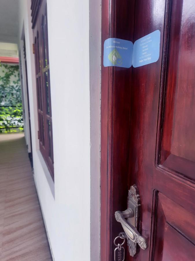 Mirissa Blue Whale Holiday Hotel Exterior foto